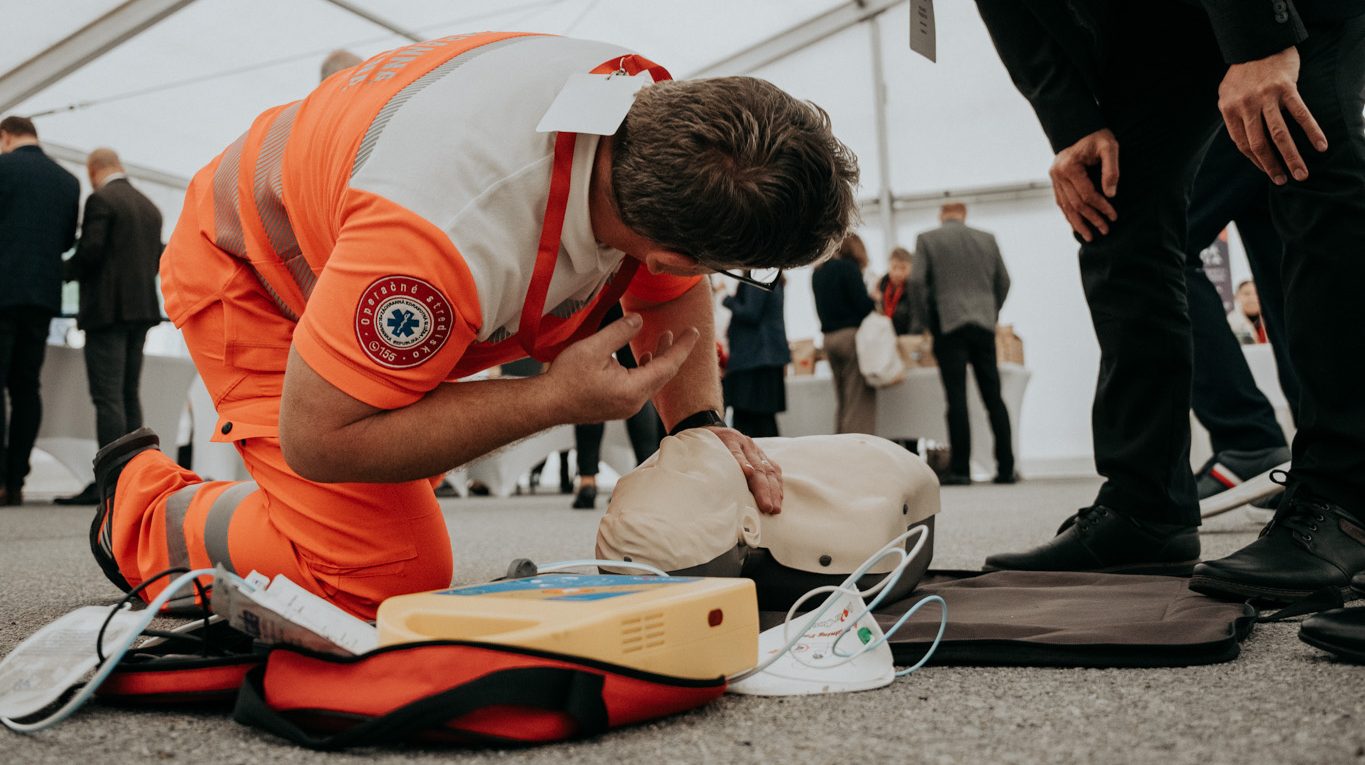 Operátori tiesňovej linky 155 asistovali v minulom roku pri viac ako 3300 resuscitáciách cez telefón obrázok